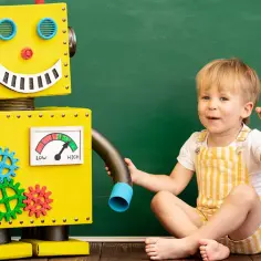 Jak zrobić strój robota z kartonu: 8 prostych kroków + porady